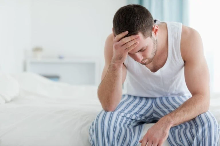 10 Reasons You Wake Up With Headaches [And What To Do]